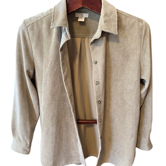 H&M Jackets & Blazers - Women's Beige H&M Corduroy Jack shirt size XS in like new condition